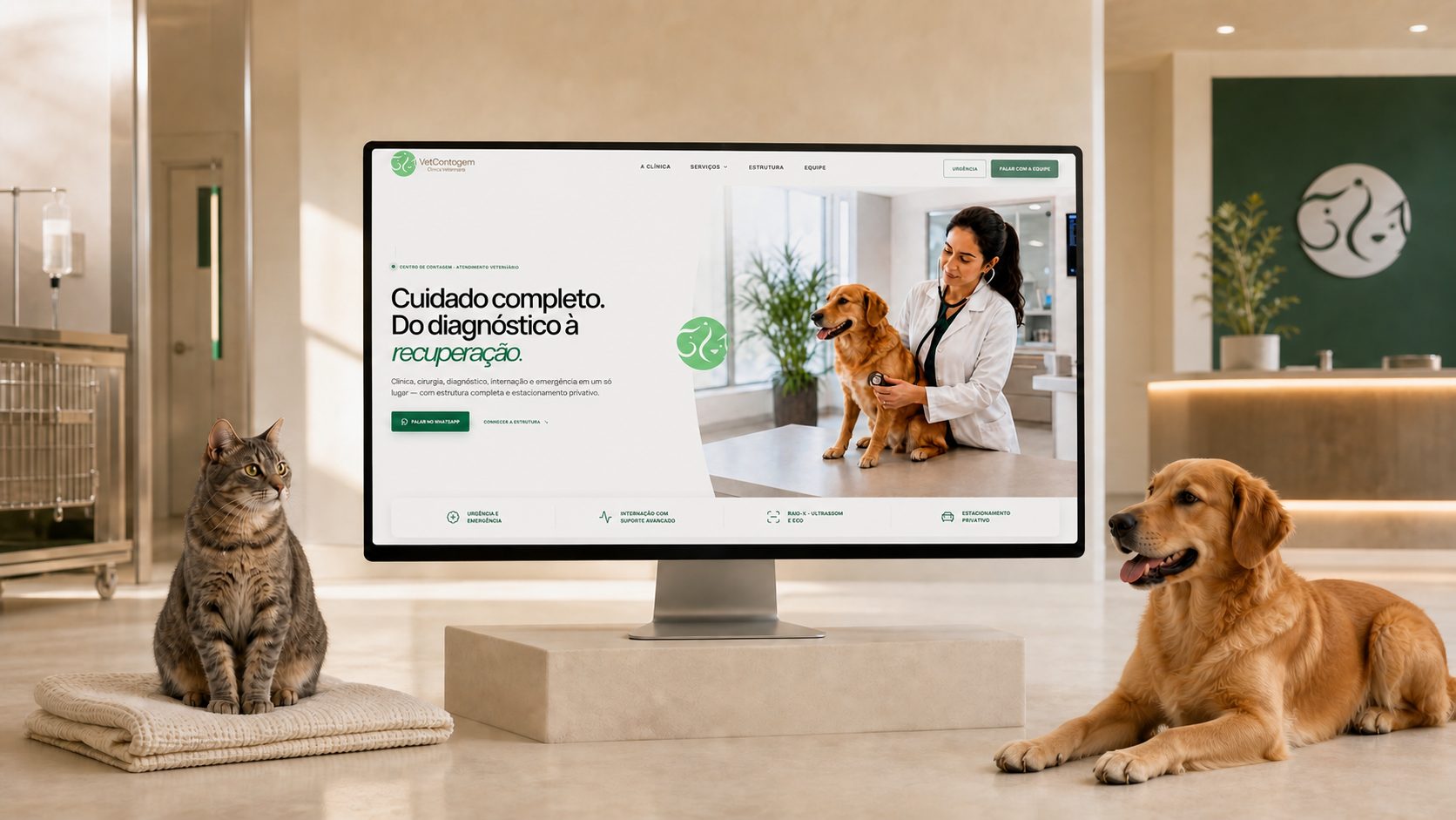 Gato e golden retriever em uma clínica ao lado do novo site da Vet Contagem